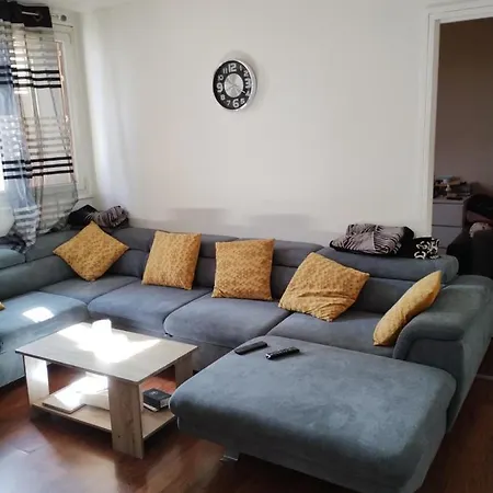 Ivryhome Apartment *